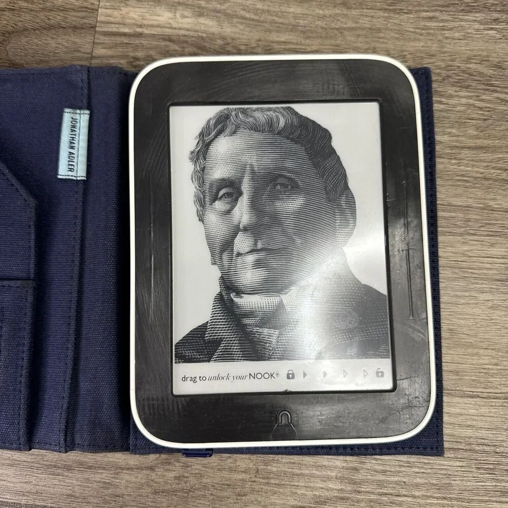 Barnes & Noble Nook Reader W/ Simple Touch BNRV300 Wi-Fi 6in Black W/ White Trim